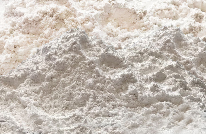 Gypsum%20Powder%20for%20Plants%20%E2%80%93%20Soil%20Amendment%20&%20Calcium%20Source%20(Available%20in%20250g,%20500g%20&%201kg%20Packs)%20-%20Image%204