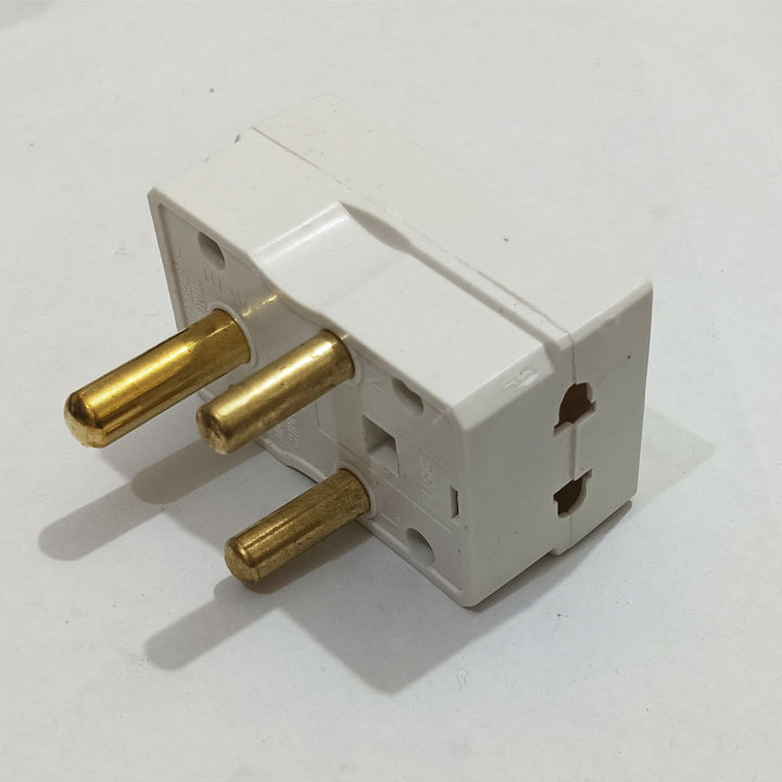High%20Quality%2015AMP%203%20pins%20UK%20Extension%20Socket%20with%20Safety%20Fuse%20&%20ON%20OFF%20Light%20indicator%20%7C%20Designed%20for%20AC%20%7C%203%20ways%20socket%20Multi%20Plug%20Adapter%20-%20Image%202