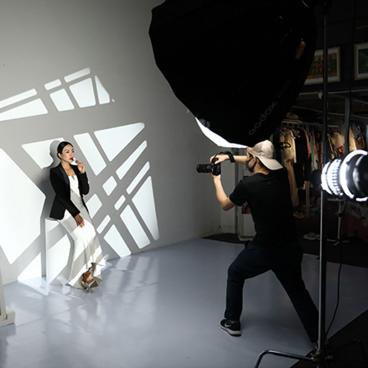SOONPHO%20OT1%20Graphic%20Cards%20For%20Snoot%20Optical%20Condenser%20Background%20Projection%20Graphic%20DIY%20Shade%20Photo%20for%20Godox%20LED%20Lights%20-%20Image%204