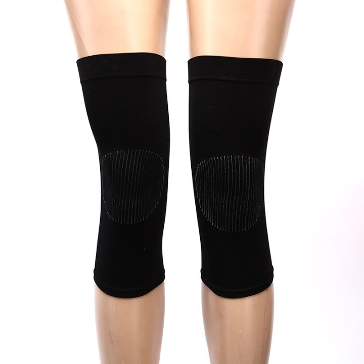 Knee%20Support%20Protector,%20Knee%20Pads,%20Kneecap%20Men's%20and%20Women's%20Fitness%20Skin%20And%20Black%20Color%20-%20Image%202