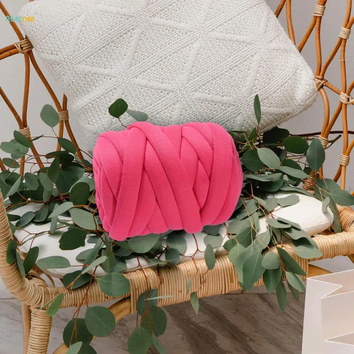 250G%20Chunky%20Yarn%20Giant%20Yarn%20Thick%2013-15.3%20Yards%20Soft%20Bulky%20Yarn%20Tube%20Yarn%20for%20Finger%20Weave%20Arm%20Knitting%20Roving%20Crochet%20Pet%20Bed%20and%20Bed%20Fence%20-%20Image%205