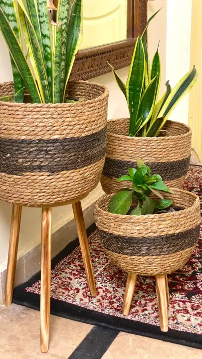 Seagrass%20Plant%20Pots%20With%20Wooden%20Legs,%20jute%20Standing%20Planter,%20Flower%20Pots%20with%20Mounting%20Legs,%20Storage%20Basket,%20Seagrass%20Plant%20Baskets%20for%20Indoor%20Outdoor%20Use,%20Plant%20Flower%20Floor%20Stand%20-%20Image%205