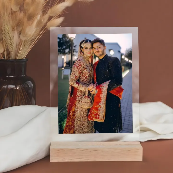 Customized%20Acrylic%20Photo%20Frame%20%E2%80%93%20Personalized%20Picture%20Frame%20for%20Wall,%20Side%20Table%20&%20Home%20Decor%20-%20Image%203