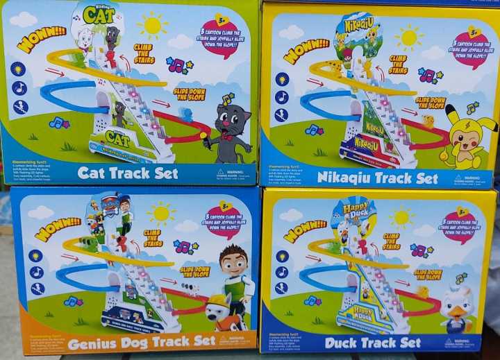 Musical%20Penguin%20Roller%20Coaster%20Track%20Set%20With%20Tiny%20Penguin%20Toys%20With%20Lights%20&%20Sound%20-%20Image%204