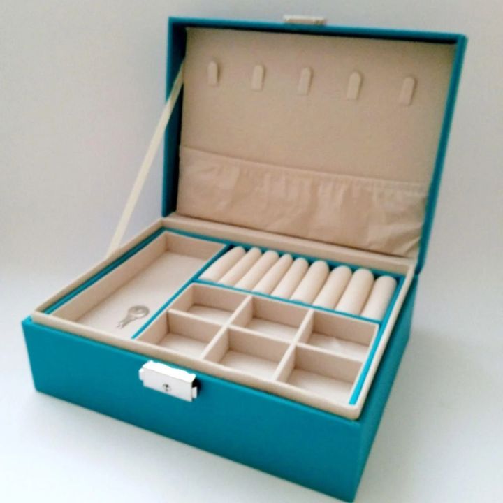 Two%20Layer%20Jewelry%20Organizer%20Box%20for%20Women%20%E2%80%93%20PU%20Leather%20Large%20Storage%20Case%20with%20Lock%20%E2%80%93%20Classic%20Style%20%E2%80%93%20All%20Season%20-%20Image%202