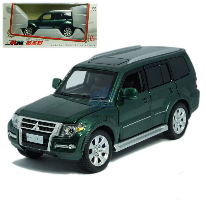 Mitsubishi%20Pajero%20Alloy%20Car%20Model%20Diecasts%20Toy%201:32%20Scale%20-%20Image%207