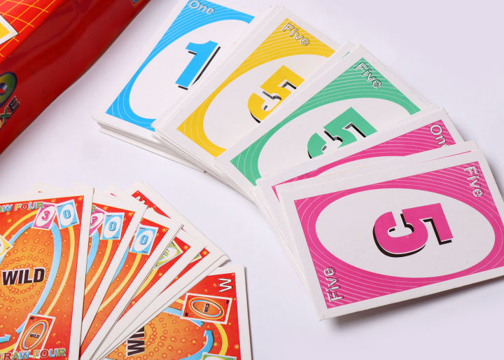 ONO%20Card%20Game-DELUXE%20Pack%20-%20Image%202