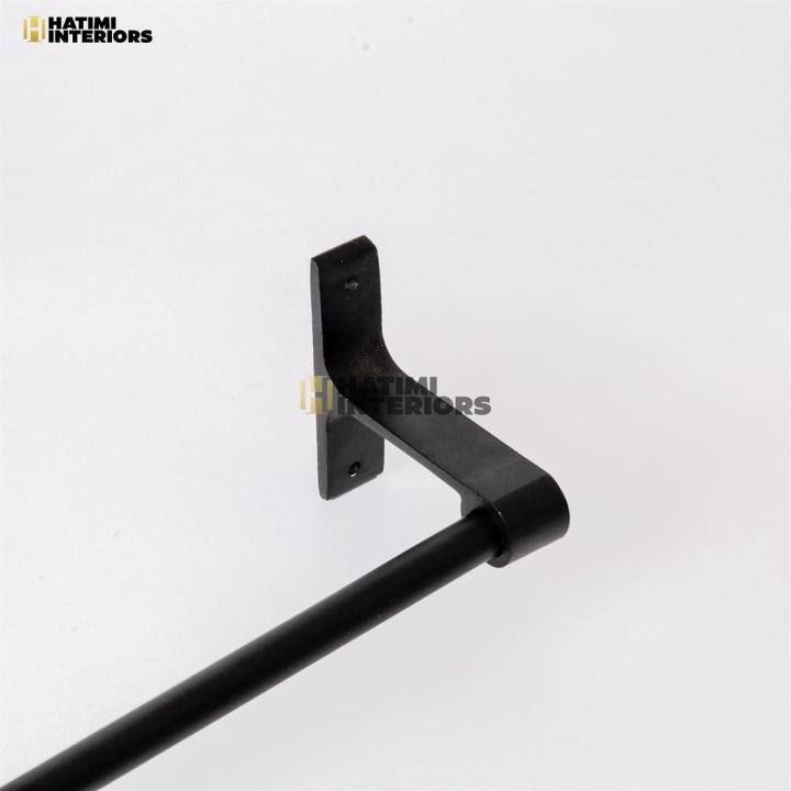 ELEVATE%20YOUR%20BATHROOM:%20BLACK%20ALUMINUM%20TOWEL%20ROD%20ORGANIZE%20WITH%20STYLE:%20SLEEK%20AND%20MODERN,%20OUR%20PREMIUM%20TOWEL%20ROD%20KEEPS%20YOUR%20TOWELS%20DRY%20AND%20YOUR%20SPACE%20SOPHISTICATED.%20-%20Image%203