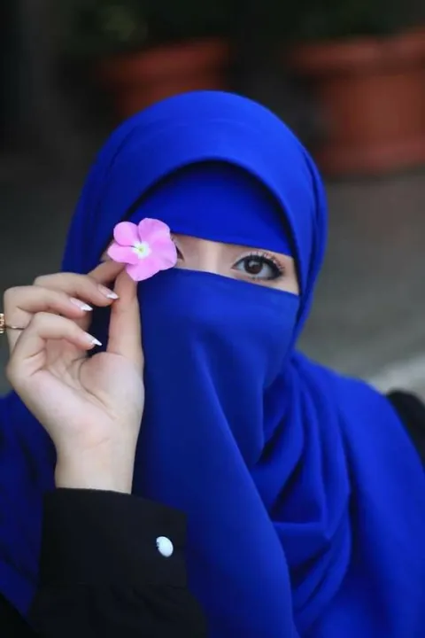 Colorful,%20%20Black%20and%20White%20%20Niqab%20Patti%20for%20Girls%20and%20Women%20-%20Image%206