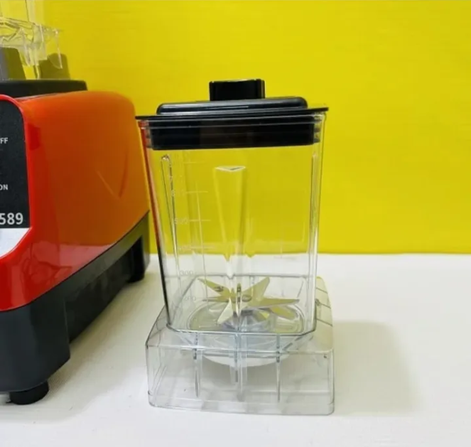 Raf%20and%20Silver%20Crest%20Heavy%20Duty%20German%20Powerful%20Blender%202in1%204500%20Watts%20Power%20Full%20Motor%202l%20Large%20Capacity%20Unbreakable%20Jug%20and%20700ml%20Chopper%20Multifunctional%20Blender%20And%20Juicer%20Grinder%2015%20Rotating%20Speeds,%20Red%20-%20Image%204