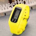 convenient Fitness Tracker Wrist Watch Pedometer Sports Step Count LCD Display Smart Bracelet Waterproof Silicone Exercise Pedometer Adult Kid Sport Supplies. 