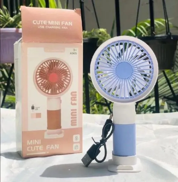 Electric%20Fan%20mini%20fan%20for%20kids%20-%20Electric%20fan%20Mini%20Portable%20Rechargeable%20fan,%20Rechargeable%20Fan%20for%20Kids%20School%20%7C%20Handheld%20Fan%20with%20Adjustable%20Speed%20-%20Versatile%20Usage%20-%20Image%204