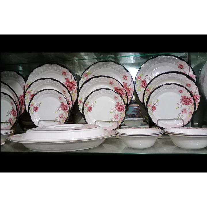 87 Pieces - Melamine Plastic Dinner Set For 8 Person Service