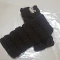 HAND MADE MITTONS, HAND WEAR, HANDMADE WOOL GLOVES, FINGERLESS GLOVES. 
