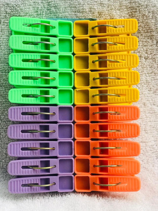 Pack%20of%2020%20%20Laundry%20Clothes,%20Cloth,%20Hanging%20Clips/Plastic%20Clothes%20Pins%20%E2%80%93%20Sealing,%20Hanging%20Cloth%20-%20Image%205