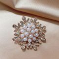 【HOT】 Vintage Brooches For Women Elegant Fashion Luxury Jewelry Botanical Flower Enamel Scarf Buckle Pearl Pin Temperament Accessories. 