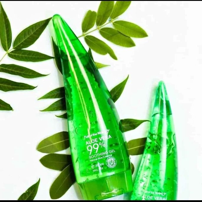 Pure%20Bliss%2099%25%20Aloe%20Vera%20Soothing%20Gel%20for%20Skin%20-%20Natural%20Cooling%20and%20Hydration%20-%20Image%202