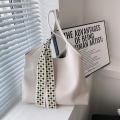 women's large capacity commuter shoulder bucket bag. 