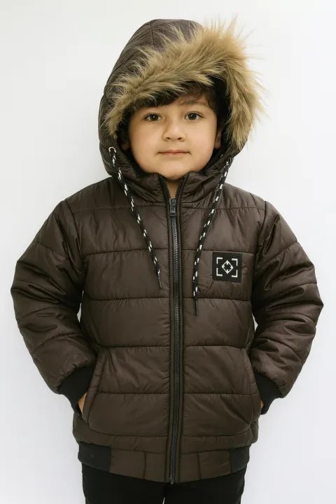 Kids%20Winter%20Puffer%20Jacket%20with%20Fur%20Hood%20%E2%80%93%20Warm%20Padded%20Hooded%20Coat%20for%20Boys/Girls%20Multicolor%20-%20Image%203