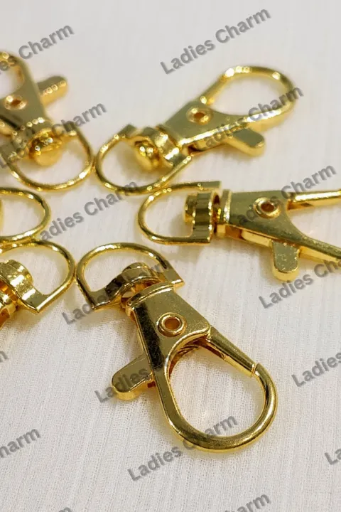 Swivel%20Clasp%20Gold%20and%20Silver%20Trigger%20Snap%20Hook%20-%2034mm%20Gold%20and%2037mm%20Silver%20Metal%20Buckle%20Clips%20for%20Keychains,%20Bags,%20DIY%20Crafting%20(6,%2012,%2024%20pcs)%20-%20Image%204