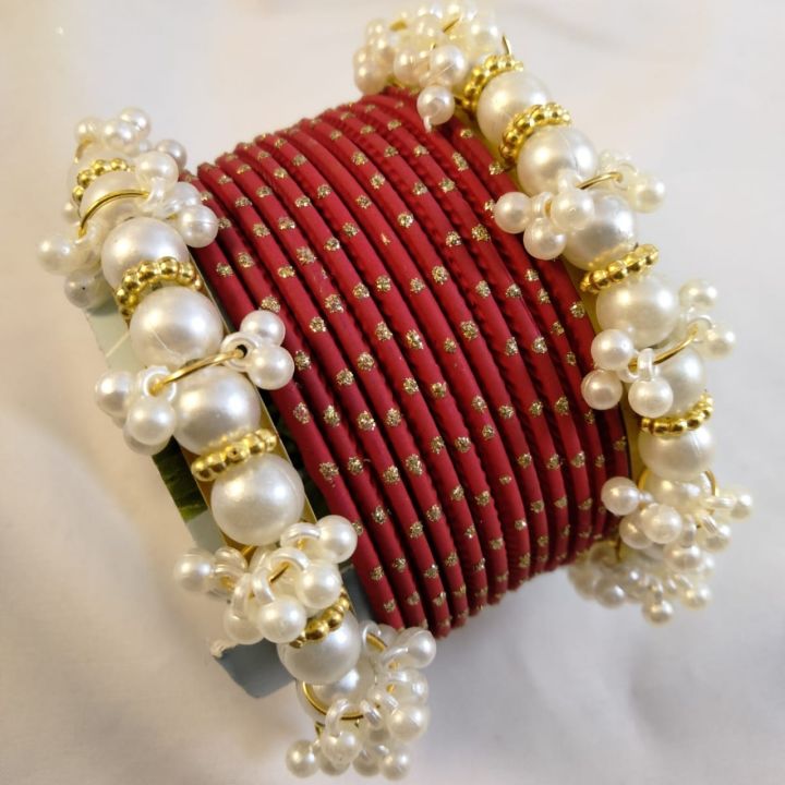 Trendy%20metal%20bangles%20set%20with%20pearl%20bangles%20golden%20dotted%20pearl%20bangles%20set%20bangles%20for%20girls%20in%20all%20sizes%20and%20colors%20gajra%20bangles%20-%20Image%208