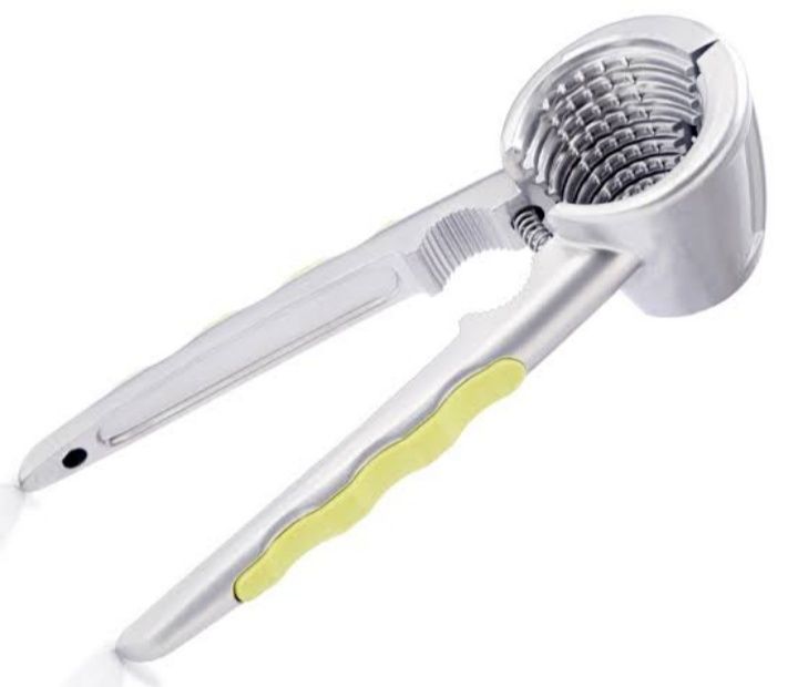 Walnut%20nut%20almond_cracker%20cutter%20stainless%20steel,%20akhrot%20badam%20cutter%20High%20Quality%20Tool%20-%20Image%204