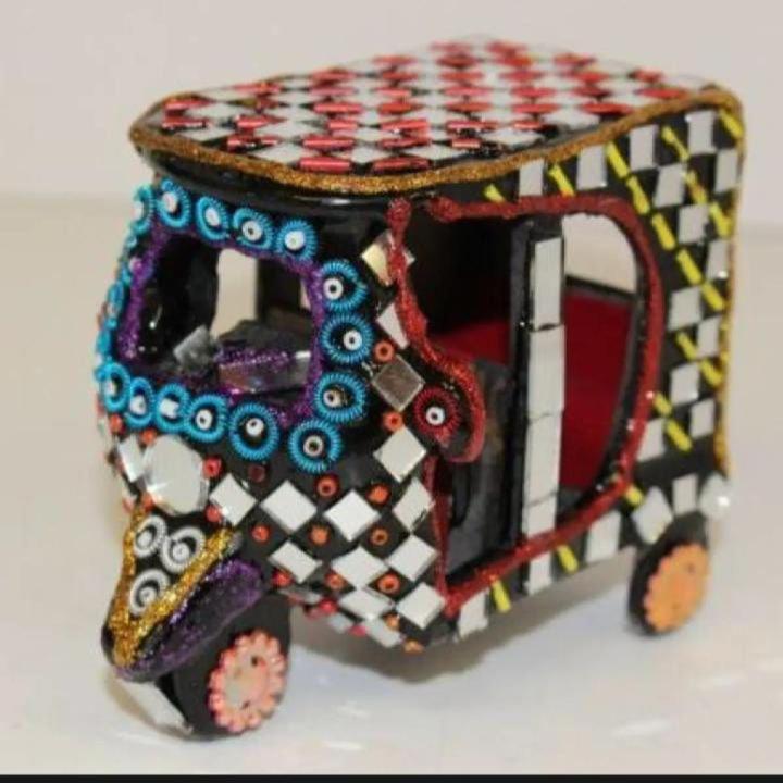 Mini Rickshaw Statue, Cute Decorative Rickshaw, Glass Work Rickshaw Statue.