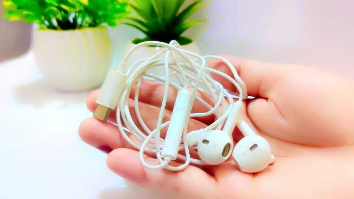 100%25%20Original%20Huawei%20Type%20C%20USB-C%20Earphone%20Handsfree%20Headphone%20for%20P40%20Pro%20P30%20Pro%20Mate%2010%2020%2030%20Pro%20pixel%20and%20All%20Device%20-%20Image%202