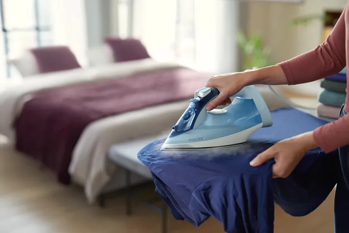 Philips%205000%20Series%20Steam%20iron%20DST5020/26%20(Free%20Shipping%20&%20Exclusive%20Discounts%20via%20Voucher)%20-%20Image%205
