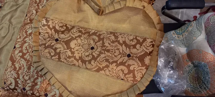 Fancy%20bridal%20bed%20sheet%208%20pcs%20-%20Image%206