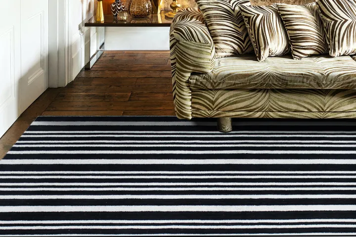 Natural%20Woolen%20Carpets%20and%20Rugs%20made%20of%20pure%20Wool%20for%20Living%20Room%20Rug,%20Dimension%203'%20x%205'%20/%204'%20x%206'%20/%206'%20x%209'%20-%20Image%203