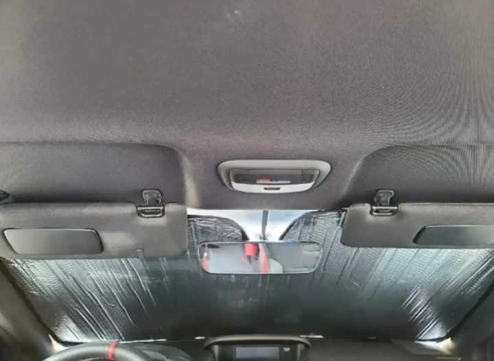 All%20Cars%20Front%20Windshield%20Sun%20Shade%20-%20Silver%20(51.2*23.6)%20inches%20-%20Image%206