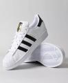 White Sneaker For girls. 