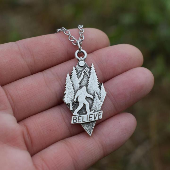 1pcs mountain I believe Full Moon Sasquatch necklace Bigfoot Jewelry