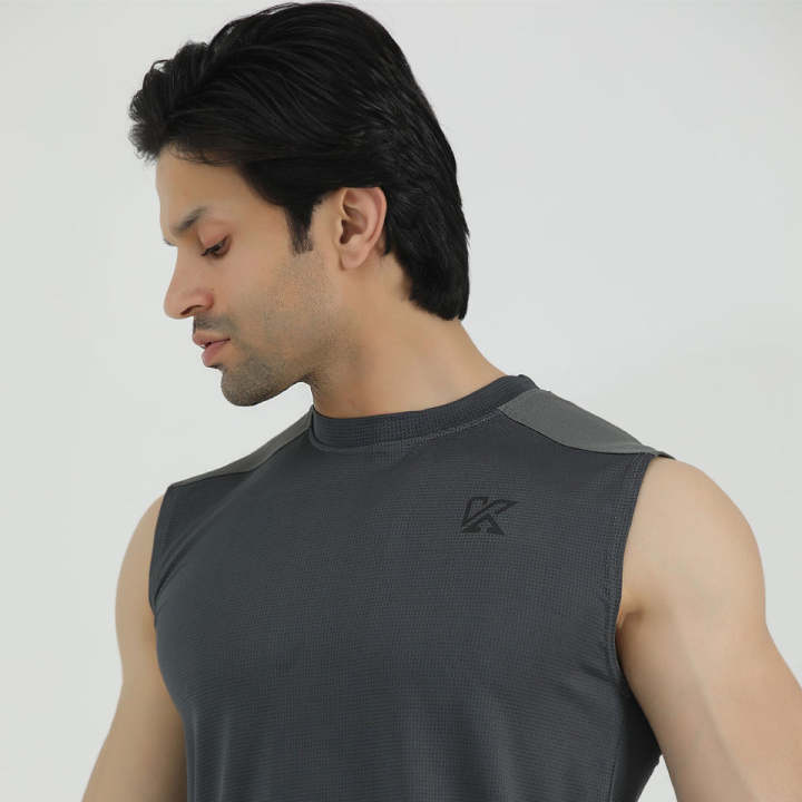 DRI-FIT%20Agility%20Sleeveless%20Top%20-%20Image%202