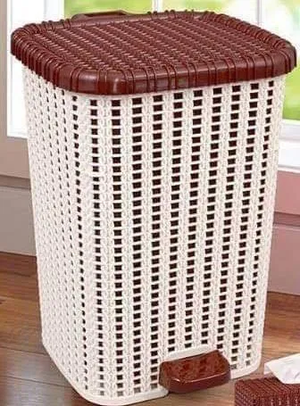 Paddle%20Bin%20%7C%20Rattan%20Style%20%7C%20%20Stylish%20Look%20Dustbin%20%7C%20Knit%20&%20Knot%20%7C%20Luxury%20Dustbin%20Waste%20bin%20Trash%20bin%20Garbage%20bin%20Pedal%20Bin%20kiwi%20-%20Image%203