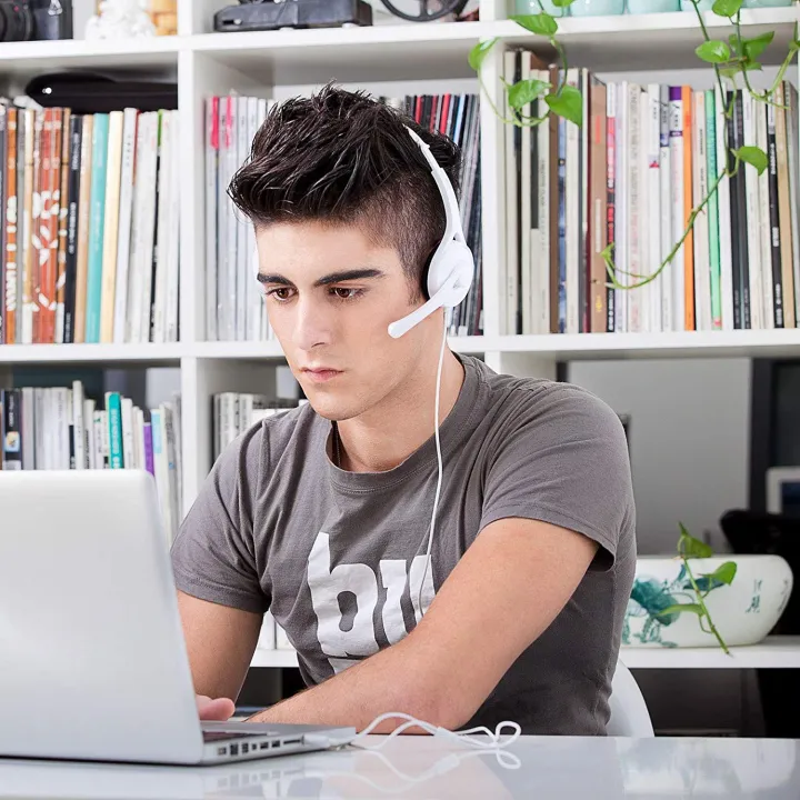 Edifier%20K550%20Single%20Plug%20Super-Light%20Computer%20Headphone%20for%20Communication%20Perfect%20for%20Call%20Center%20or%20Reception%20%7C%20The%20K550%20is%20the%20ideal%20communication%20headset%20for%20computer%20users%20who%20want%20a%20simple%20solution%20to%20having%20both%20audio%20and%20a%20microphone%20%7C%20Edifier%20K550%20-%20Image%2010