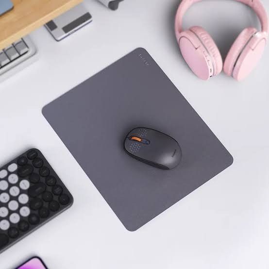 Mouse%20Pad%20%E2%80%93%20Smooth%20Surface%20Mouse%20Mat%20for%20Gaming%20&%20Office%20Use-%20Medium%20Size%208%20x%209%20inch%20-%20Image%202