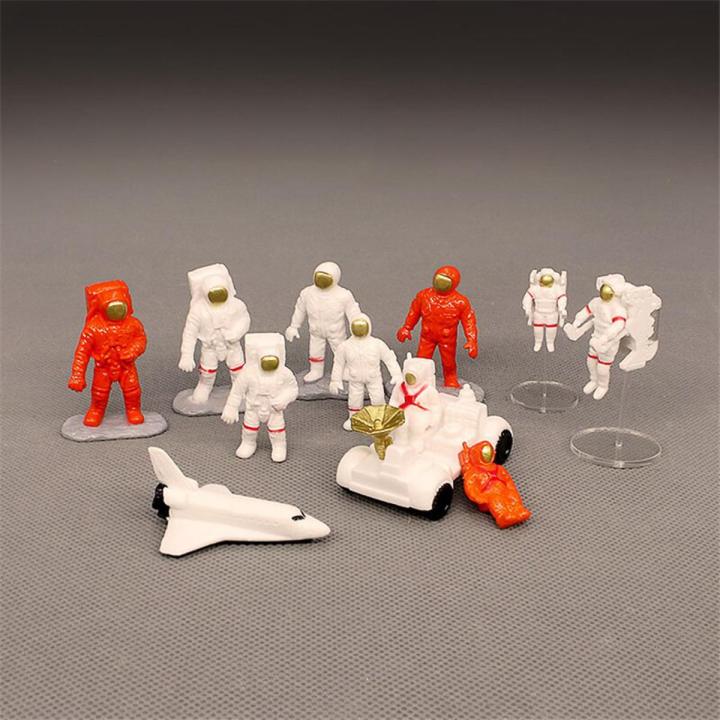Miniatures Spacecraft Model Figurine Astronaut Mini Space Vehicle Rover Space Spaceship DIY Model Action Figures Home Decoration