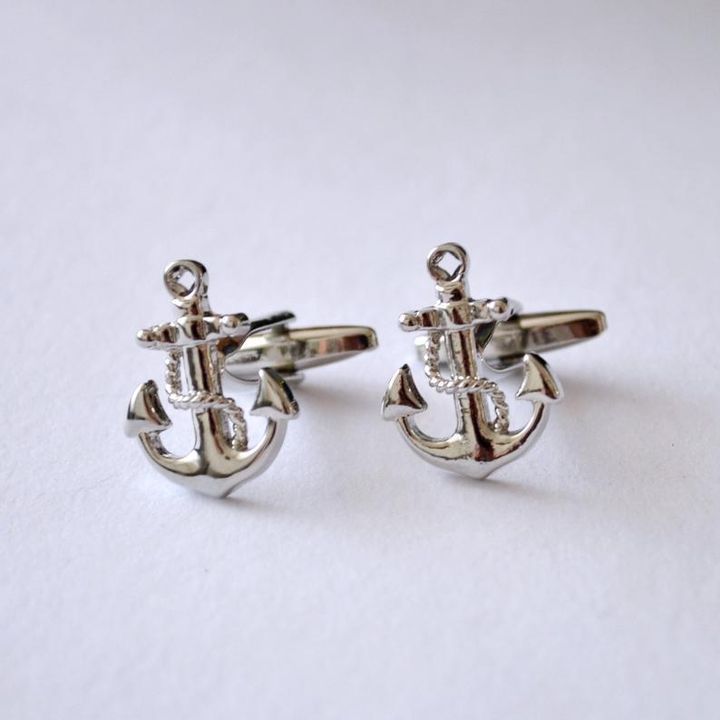 Golden/Silver%20Anchor%20Shape%20Cufflinks%20for%20Men%20-%20Royal%20Cuff-links%20for%20Men%20-%20Image%204