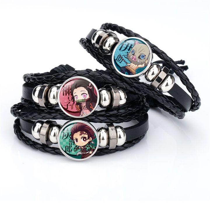 Bracelet Nezuko Kamado avec sa perle centrale bambou en jade
