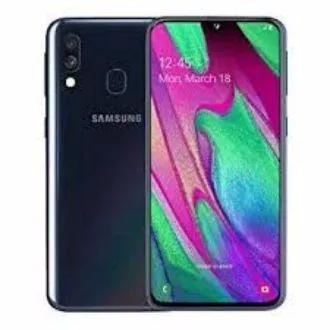 Samsung%20Galaxy%20A40%209D%20glass%20protector%20-%20Image%205