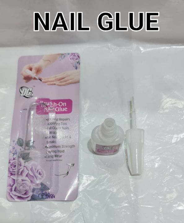 Brush-On%20Nail%20Glue%201%20Piece%20Pack%20-%20Image%203