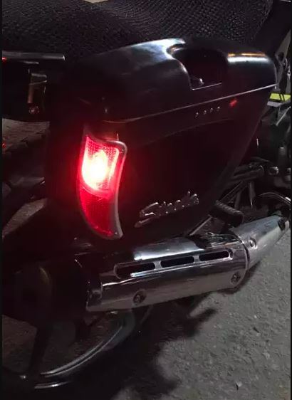 1-%20PC%20of%20Motorcycle%20Side%20Box%20(Right%20Side)%20%20Tail%20Box%20%20Tourist%20Box%20With%20LED%20Back%20Light%20STEELA%20BY%20AKE%20-%20Image%203