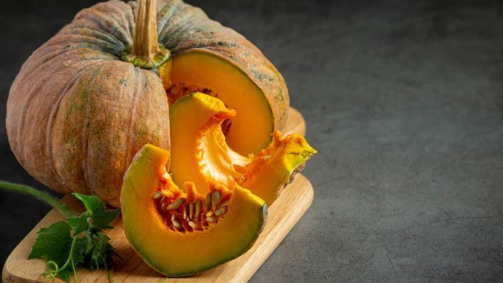 10 Seeds of pumpkin(Halwa Kaddu)  Kitchen garden