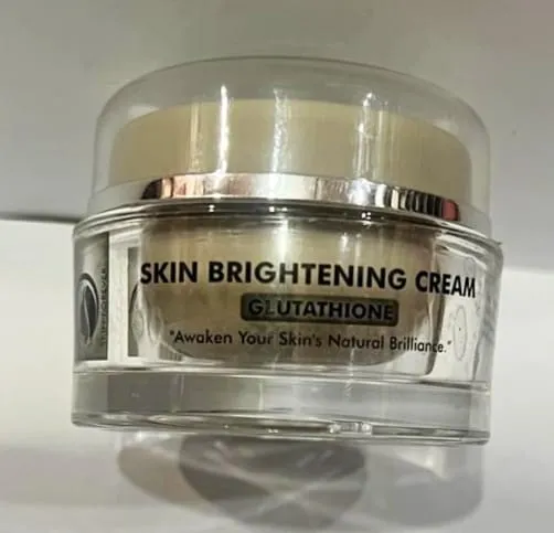 SKIN%20BRIGHTENING%20CREAM%20GLUTATHIONE%20Awaken%20Your%20Skin's%20Natural%20Brilliance%20-%20Image%203
