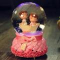 Rose Couple Boat Snow Globe Glass Crystal Ball Music Box  Home Decor Wedding Valentine's Day Christmas New Year Gift. 