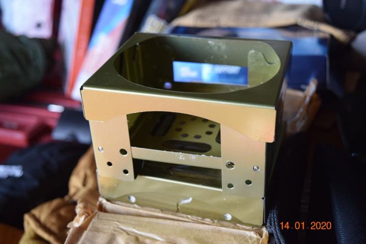 Folding%20Mini%20Camping%20Emergency/Survival%20Folding%20Stove%20+%20Eight%20Hexamine%20Solid%20Fuel%20Blocks%20for%20Survival%20Cooking%20%20Burner%20Outdoor-%20Made%20in%20England%20-%20Image%204