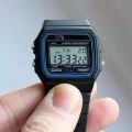 Vintage Black Digital Wrist Watch Classic Retro Unisex Design. 