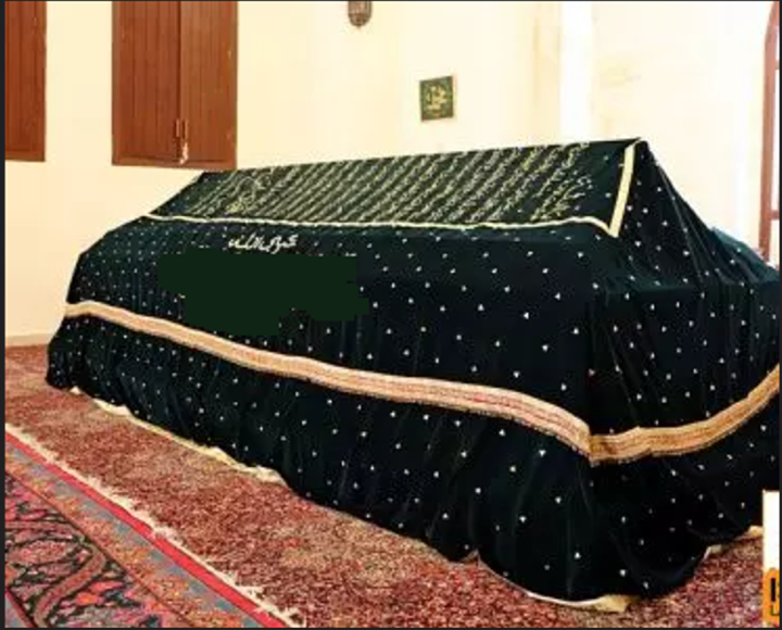Muslim%20burial%20Coffin%20Pray%20Chadar%20velvet%20sheets%20High-Quality%20Micro%20Velvet%20Burial%20Sheet%20-%20Gold%20Embroidered%20Kalma%20&%20Ayats%20-%20Image%202